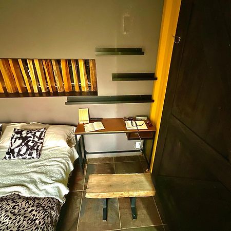 Container House Aparthotel ตลายาคาปาน ภายนอก รูปภาพ